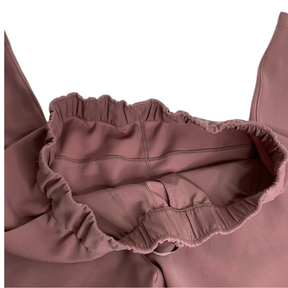 LULULEMON “On the Fly” 7/8 Pants in Red Dust in Size 10 -- GORGEOUS!!! - Picture 8 of 11